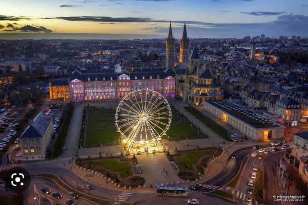 Sublime Appartement Typique Hypercentre Caen Exterior foto